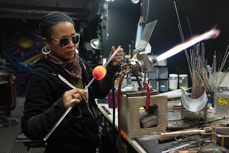 glass artist - zii 