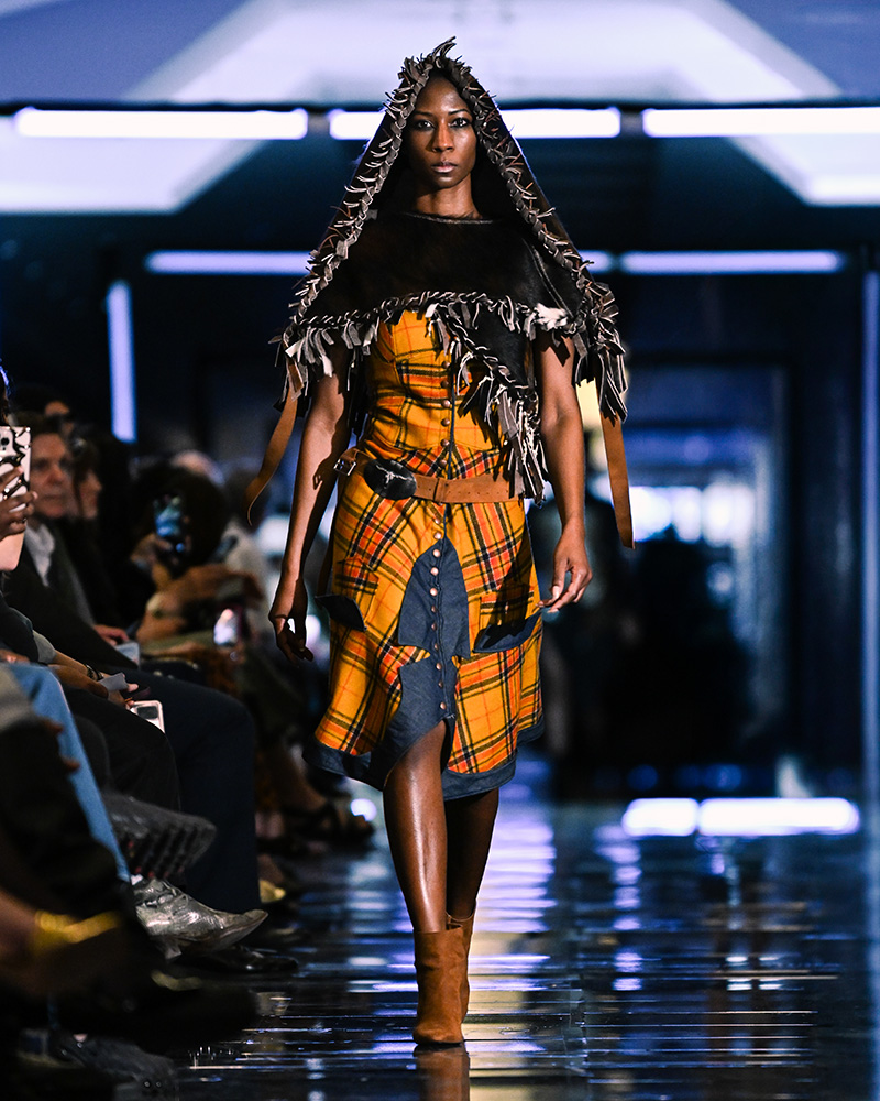 Look by Izzy Abohasira.