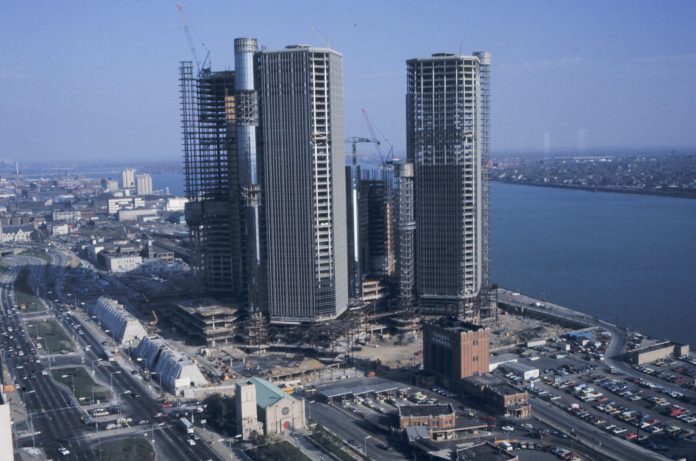 04e Construction of the Renaissance Center in downtown Detroit