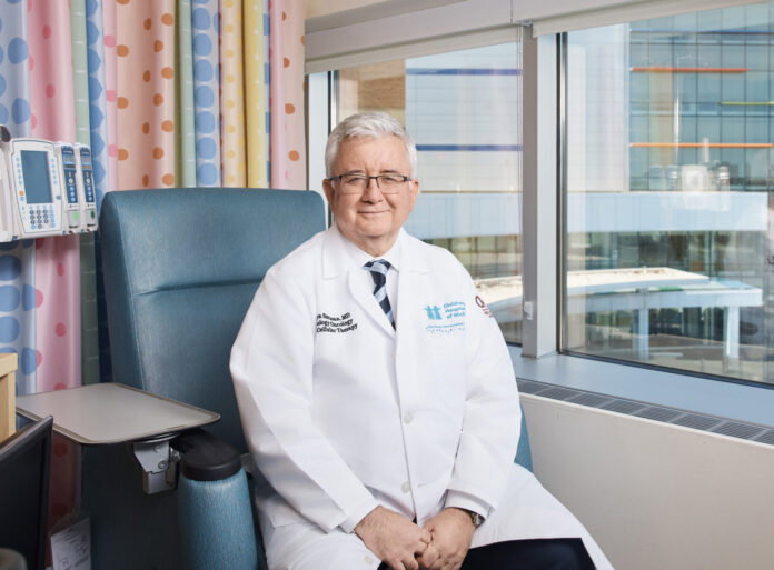 0139_HOUR_TopDocs_01_DrSüreyyaSavasan_ChildrensHospitalofMichigan_260803_MLP Süreyya Savaşan, M.D.