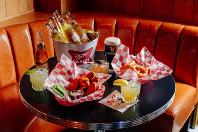 Ray_sHometownBar_Detroit_6 Food and drink from Ray's, whose recent opening was major Metro Detroit Dining News for September