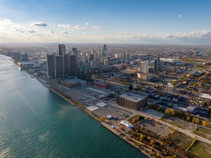 RenCen-and-East-Riverfront-Today copy