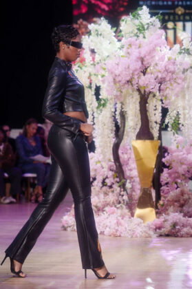 Amiliano&rsquo;s leather two-piece set